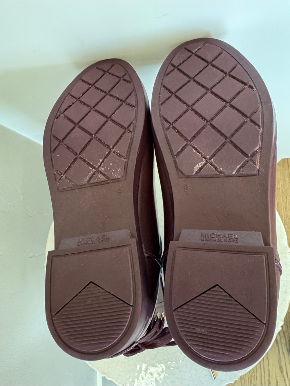 Michael Kors Women’s Deep Plum Lace-Up Glossy Rubber Ankle Rain Boots Size 9 EUC - Picture 8 of 13